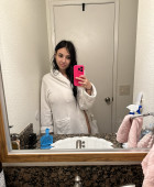 Hello I'm available for both incalls and outcall 