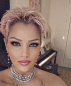 Melina a real sexy and hot woman only outcall sex in Athens Greece
