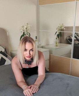 Nikol - escort review from Greece