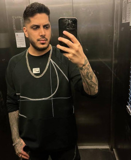 Male Escort