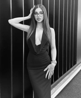Mistress Escort