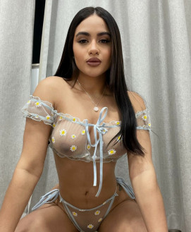 Mia
